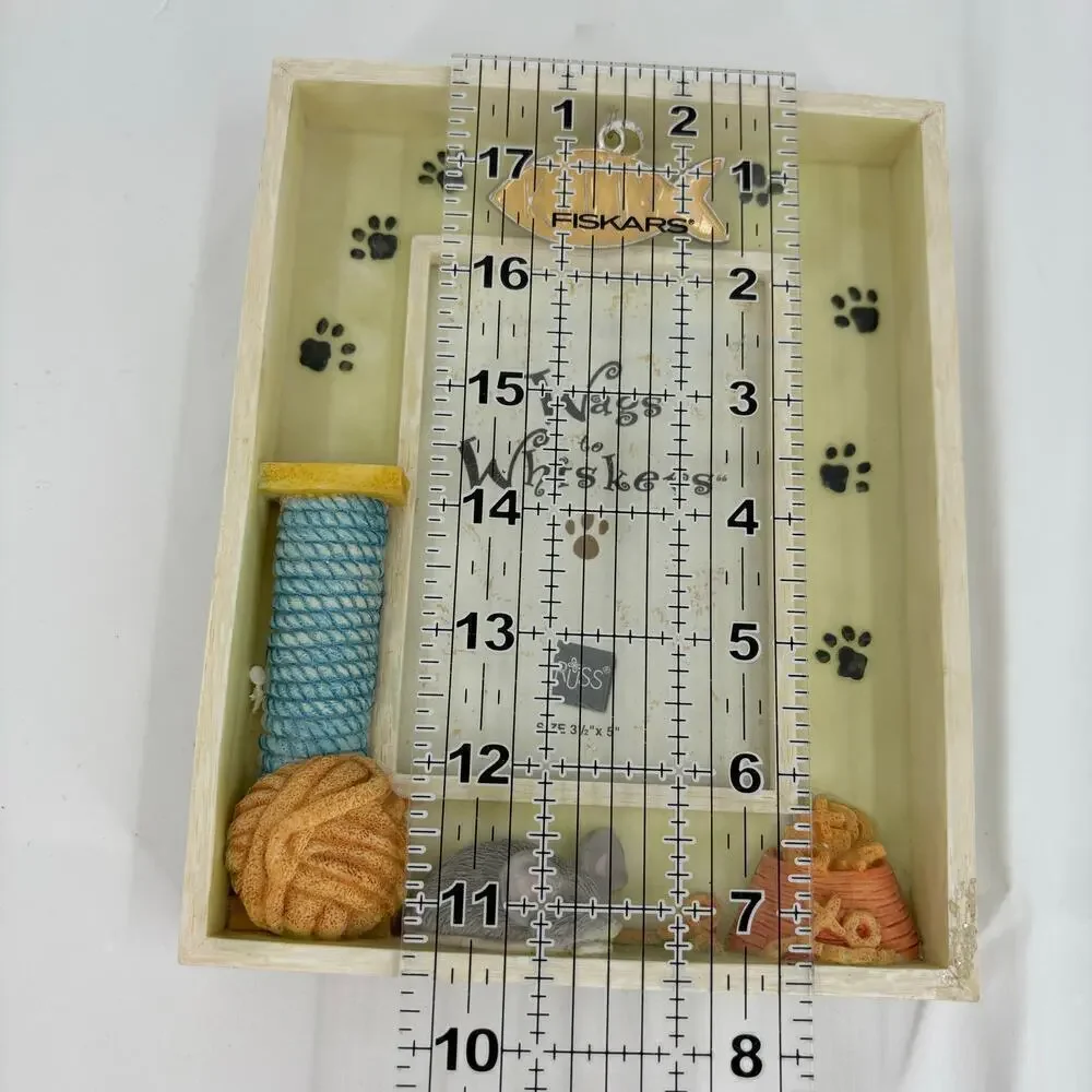 Russ Wags to Whiskers Cat Kitty Shadow Box Picture‎ Frame For 3.5 x 5 Inch Photo